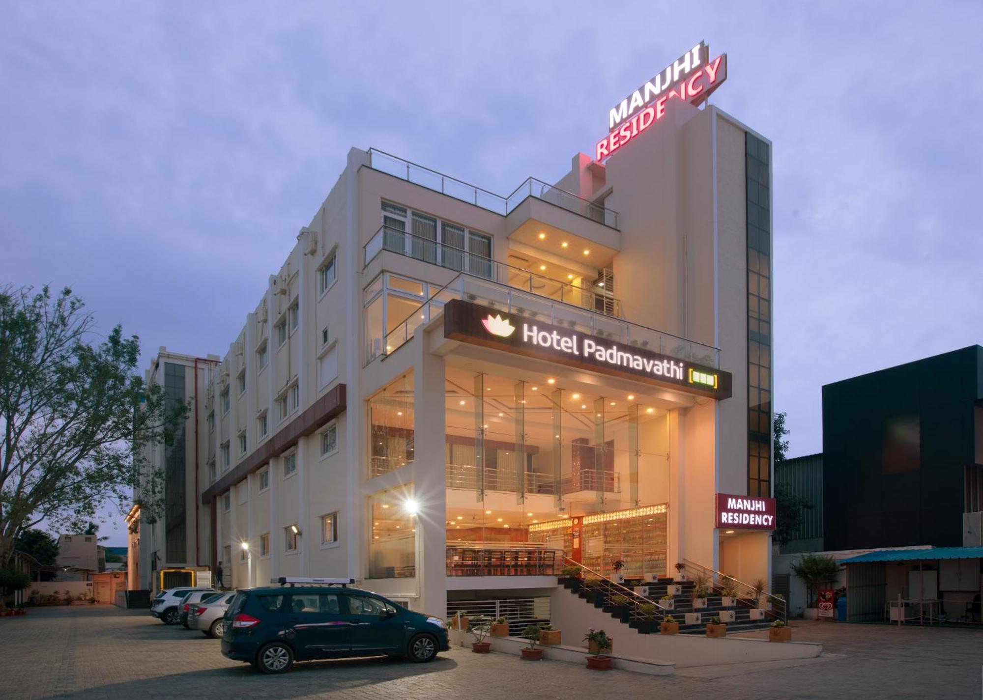 Manjhi Residency 호텔 Tiruchirappalli 외부 사진