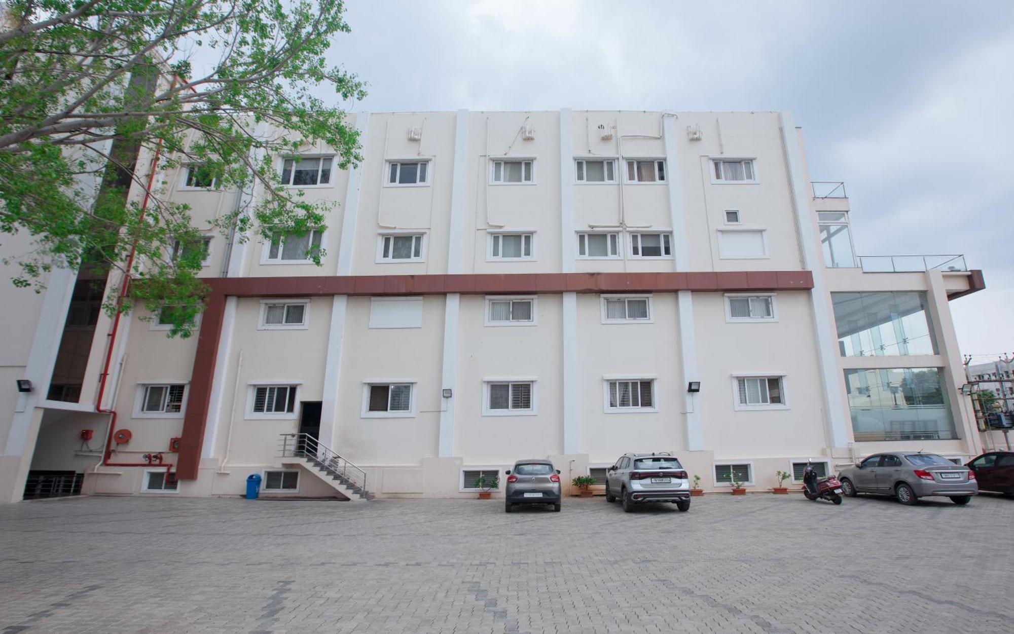 Manjhi Residency 호텔 Tiruchirappalli 외부 사진