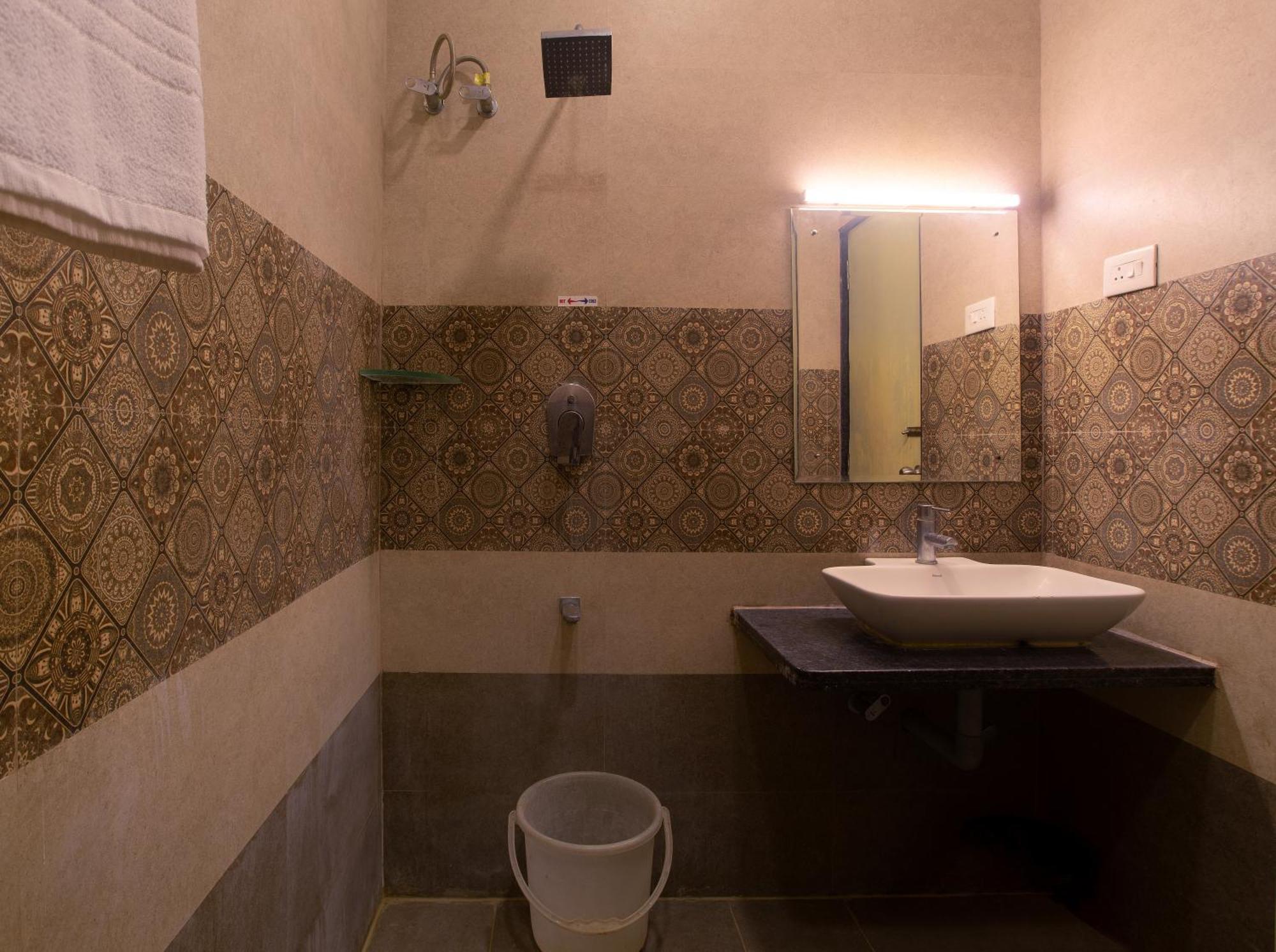Manjhi Residency 호텔 Tiruchirappalli 외부 사진